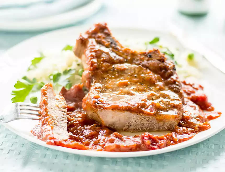 Cranberry-Onion Pork Chops
