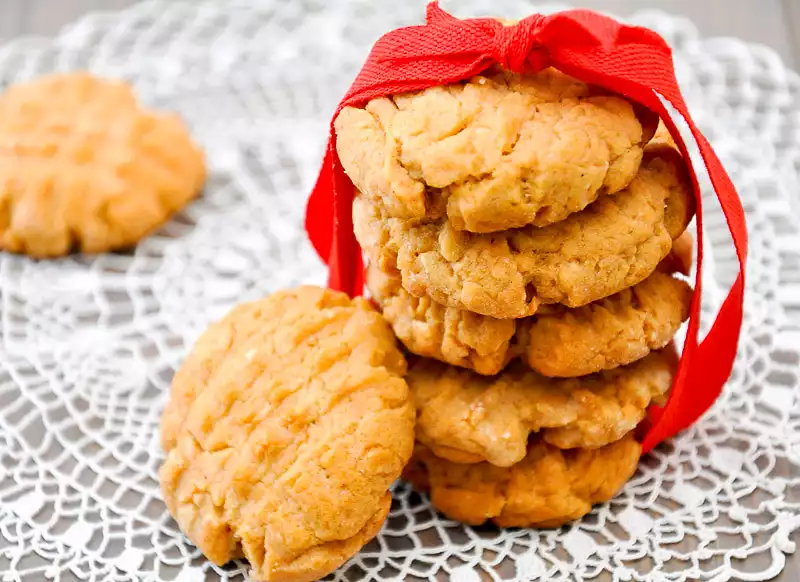 4 Ingredient PB Cookies
